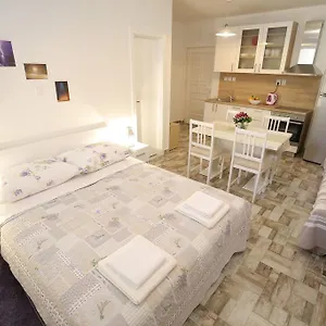 Studio Laura , Zadar Chorwacja