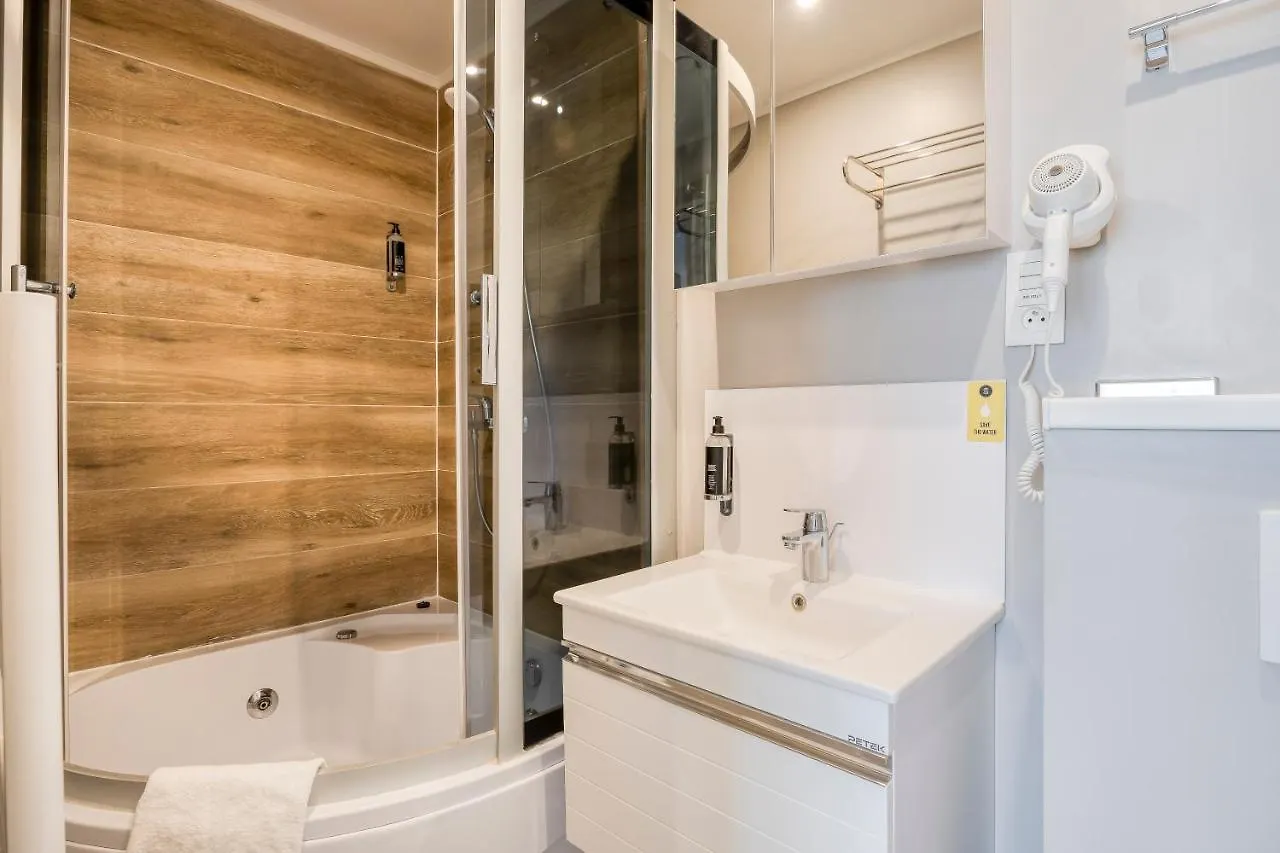 Smartflats - Midi 33 Apartment Brussels
