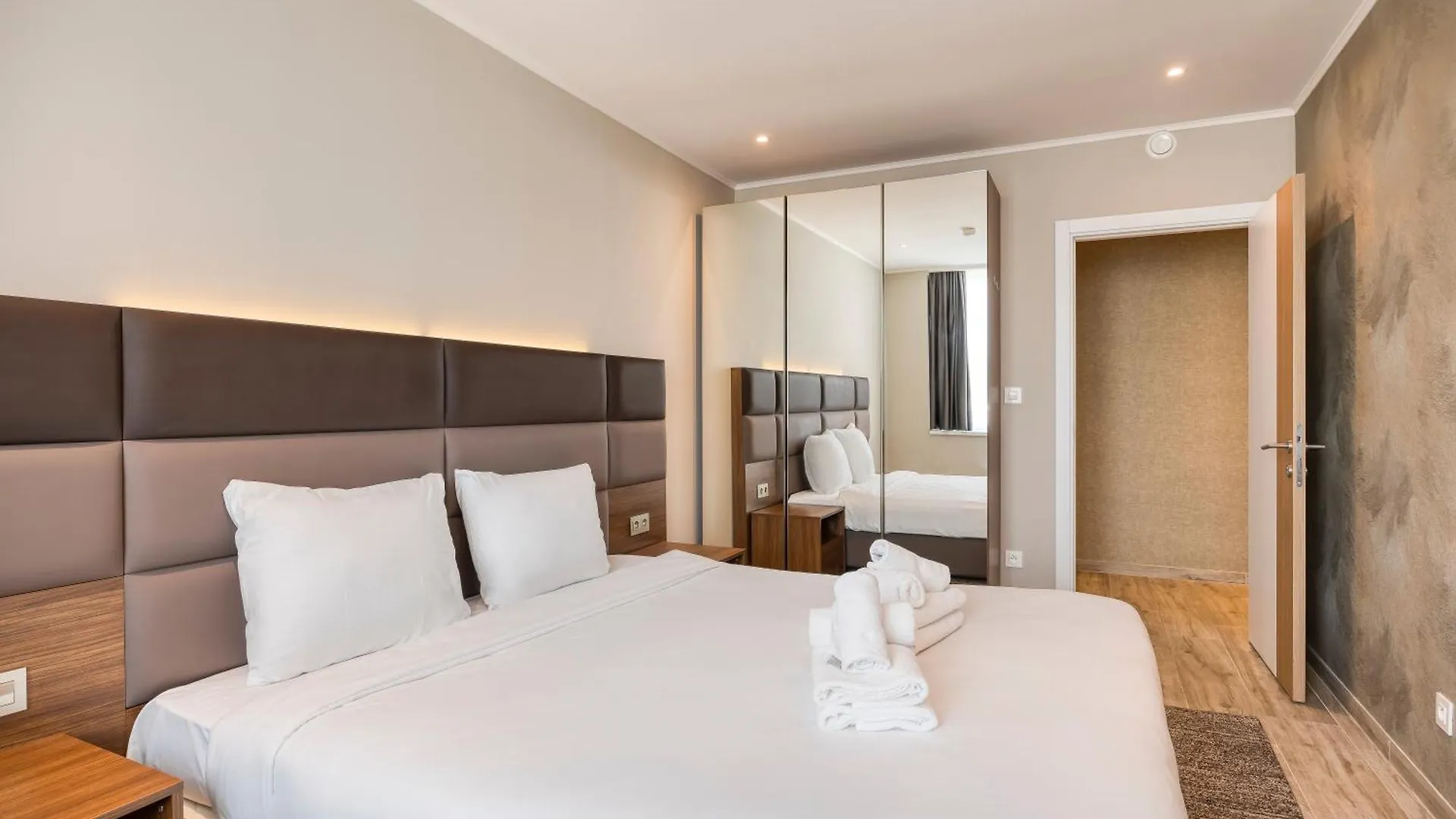 Smartflats - Midi 33 Apartment Brussels Belgium